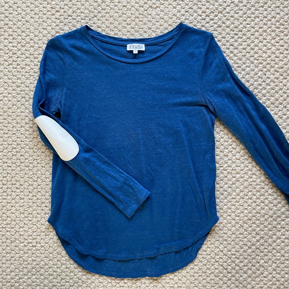 Fitted Blue Long Sleeve T-Shirt with White Accents
